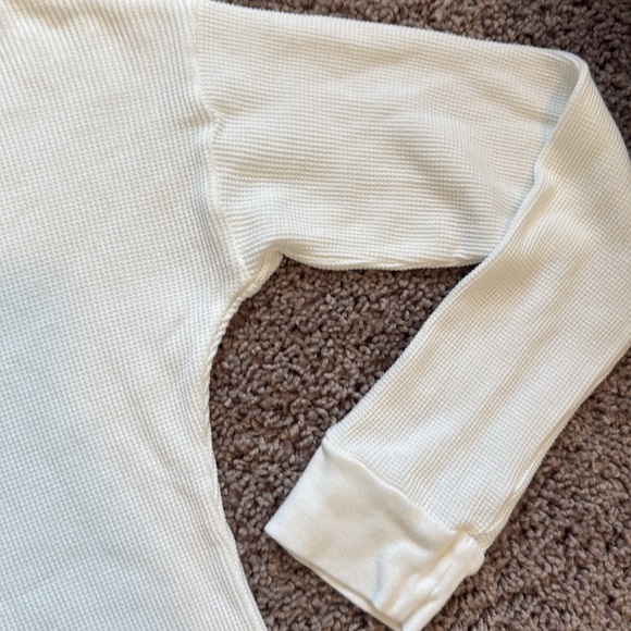 Bobi thermal top from Revolve never worn - Picture 5 of 5